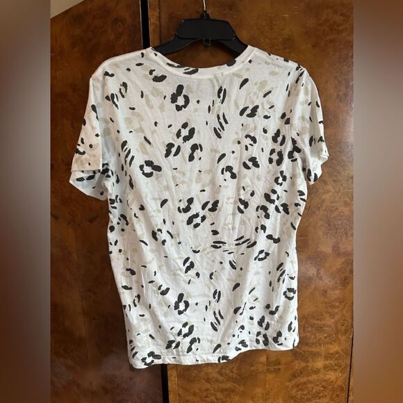 Ecothreads NWOT leopard & black shirt - Picture 2 of 10